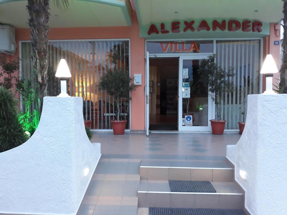 Villa Alexander Paralía Buitenkant foto